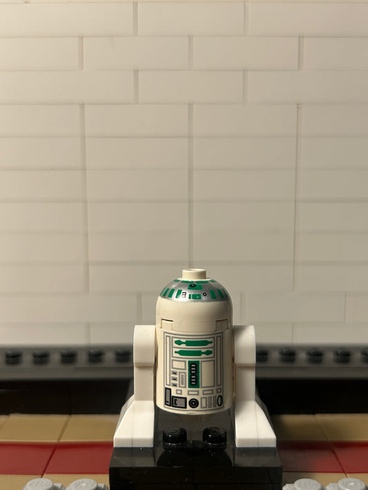 LEGO R2-R7